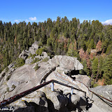 350 degraus para a  Moro Rock -  Sequoia e Kings Canyon NP, California. EUA