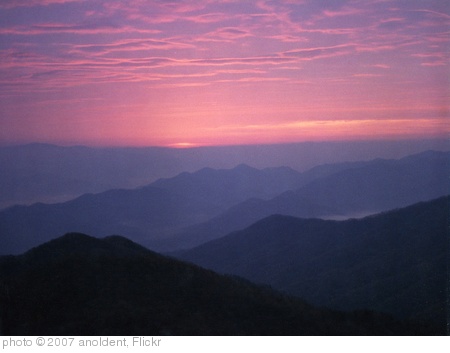 'Easter Morning Mountain Sunrise' photo (c) 2007, anoldent - license: http://creativecommons.org/licenses/by-sa/2.0/