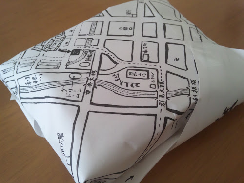 まんじゅうの包み 地図になっている