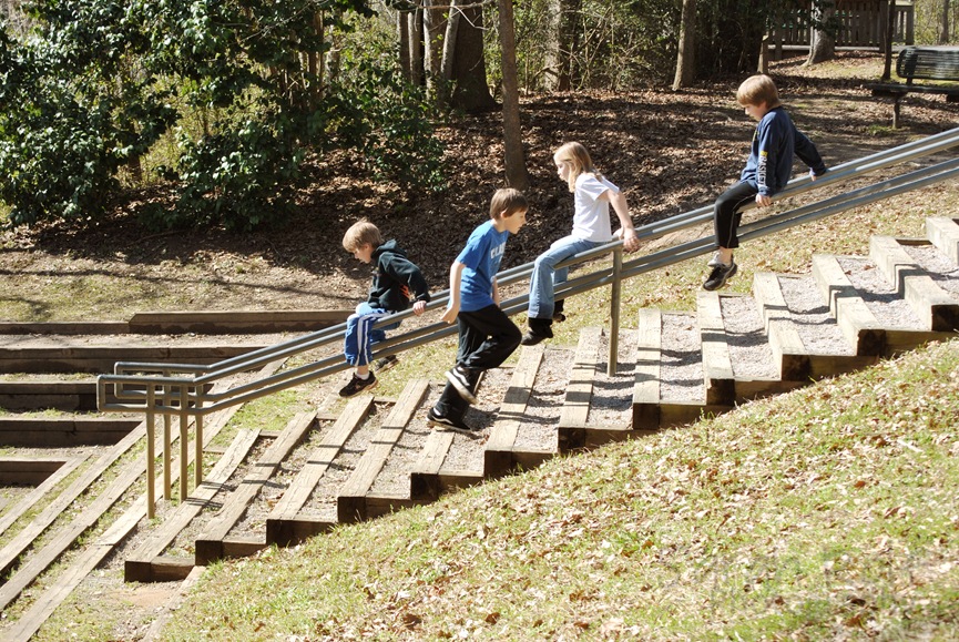 [kids-going-down-stairs%255B2%255D.jpg]