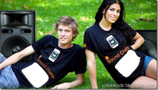 Oranges T-Shirt phone charger