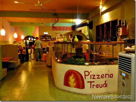 Sep 22 Pizzeria Traudi_00005