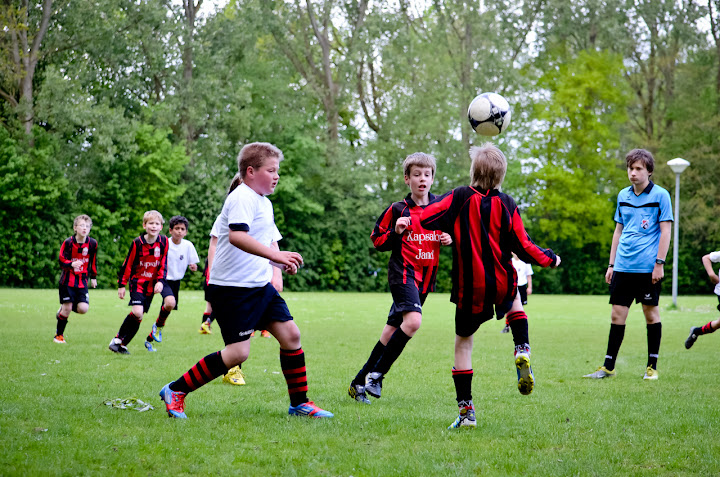 20120512 - HOOGEZAND E6 - WVV E5 018.jpg