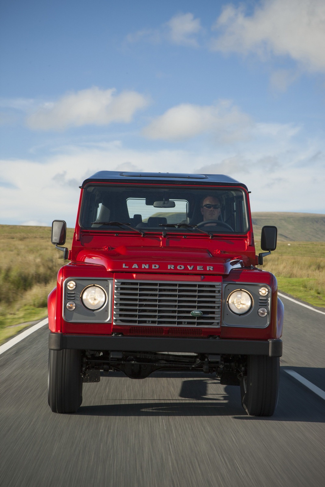 [2013-LR-Defender-23%255B2%255D.jpg]