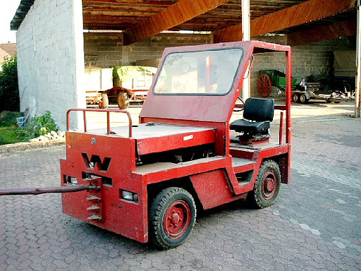 Wiedemann Flugplatzschlepper