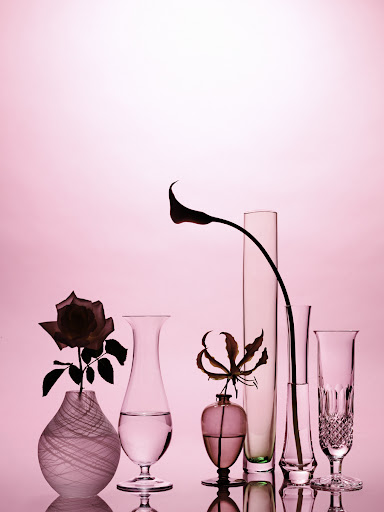 The form of a bud vase should be as striking as the beauty of the bloom it holds. (Martha Stewart Living) The form of a bud vase should be as striking as the beauty of the bloom it holds. (Martha Stewart Living)