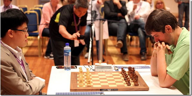 Le Quang Liem vs Peter Svidler in Game One, Round 4, World Cup 2013
