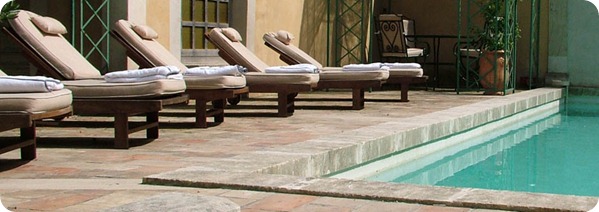 chambres-d-hotes-avignon-piscine-main chambres-d-hotes-avignon-piscine-main