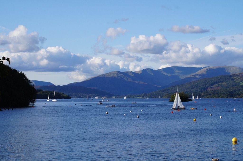 [hill%2520top%2520walk%2520another%2520%2520back%2520on%2520the%2520ferry%255B3%255D.jpg]