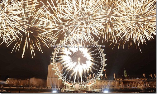 The dazzling display lasted for around 15 minutes in the capital