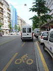 Rue de Lausanne :" Heureusement qu'ils ont prévu une zone de déchargement."