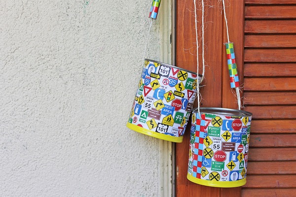 DIY Toy Can Stilts