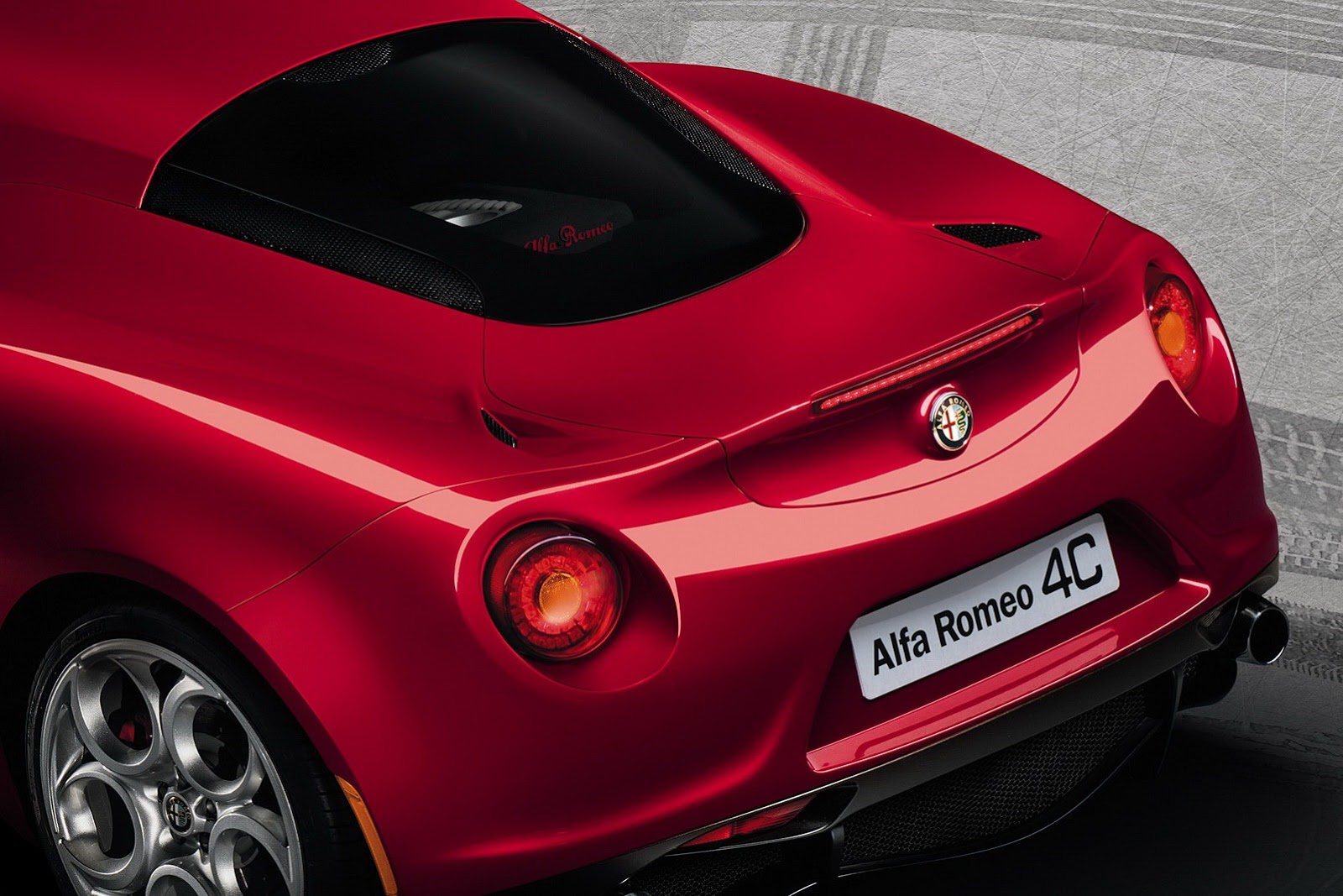 [Alfa-Romeo-4C-856%255B3%255D.jpg]
