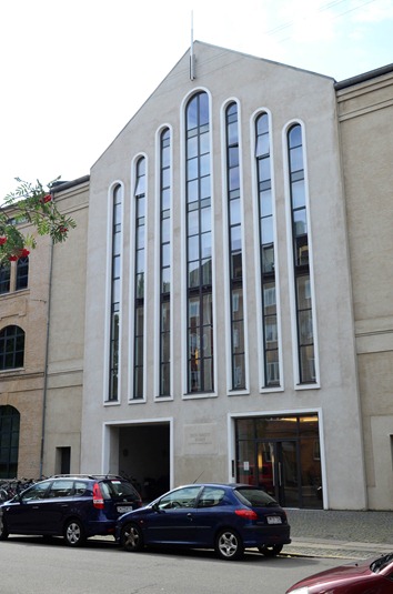 [Church-Temple24.jpg]