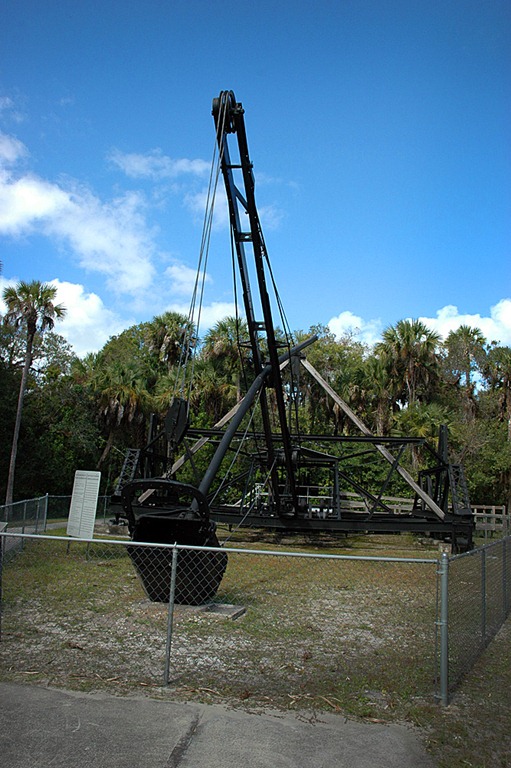 [Collier-Seminole-Dredge4.jpg]