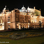 cracow-slowacki_theatre-night-view.jpg