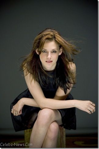 Kristen Stewart Black Dress 5