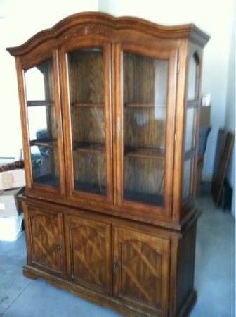 [hutch%2520TOP%255B4%255D.jpg]