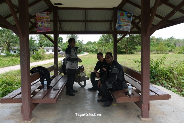 [P10103902.jpg]