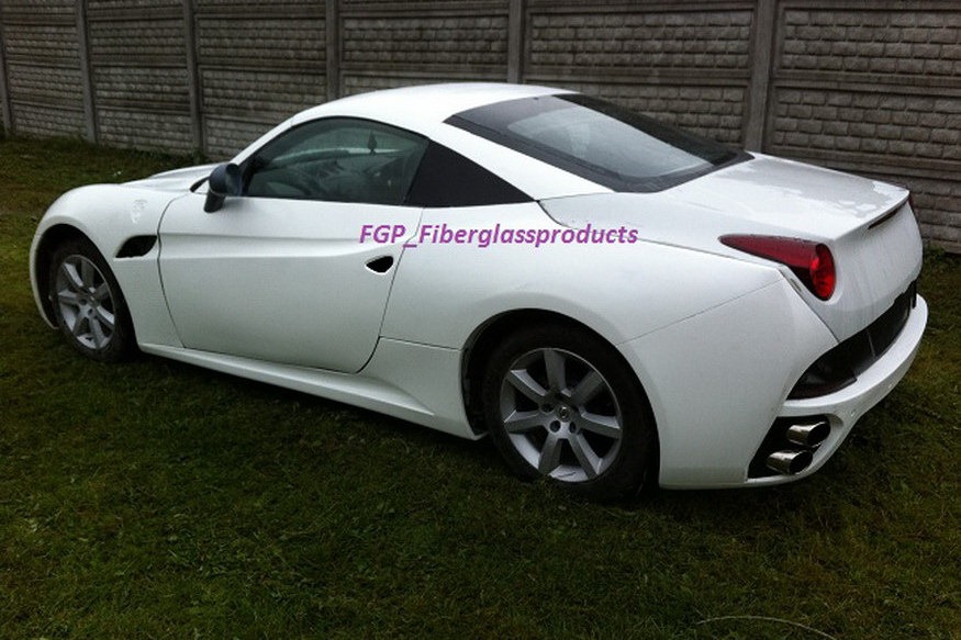 [fERRARI-California-Replica-5%255B5%255D.jpg]