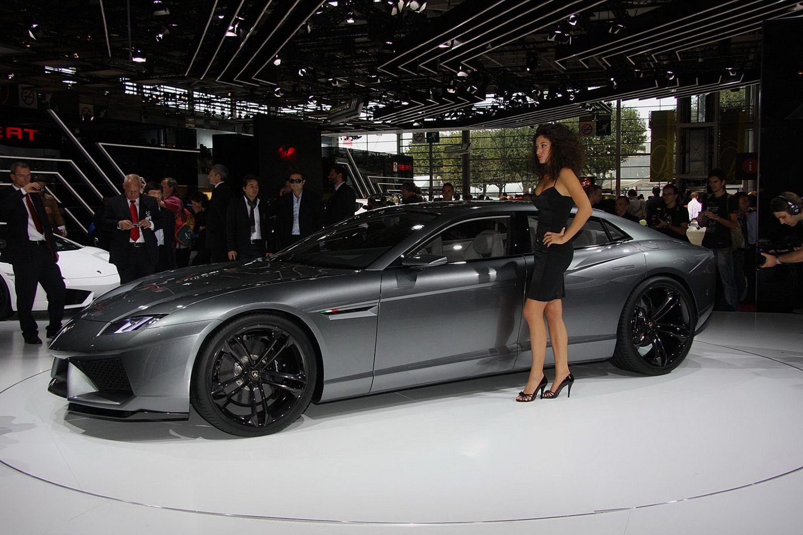 [Lamborghini-Estoque-10%255B2%255D.jpg]