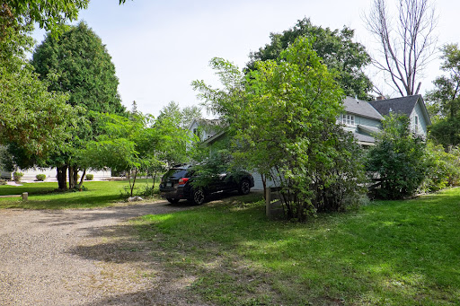 44_House_Garage_1.jpg