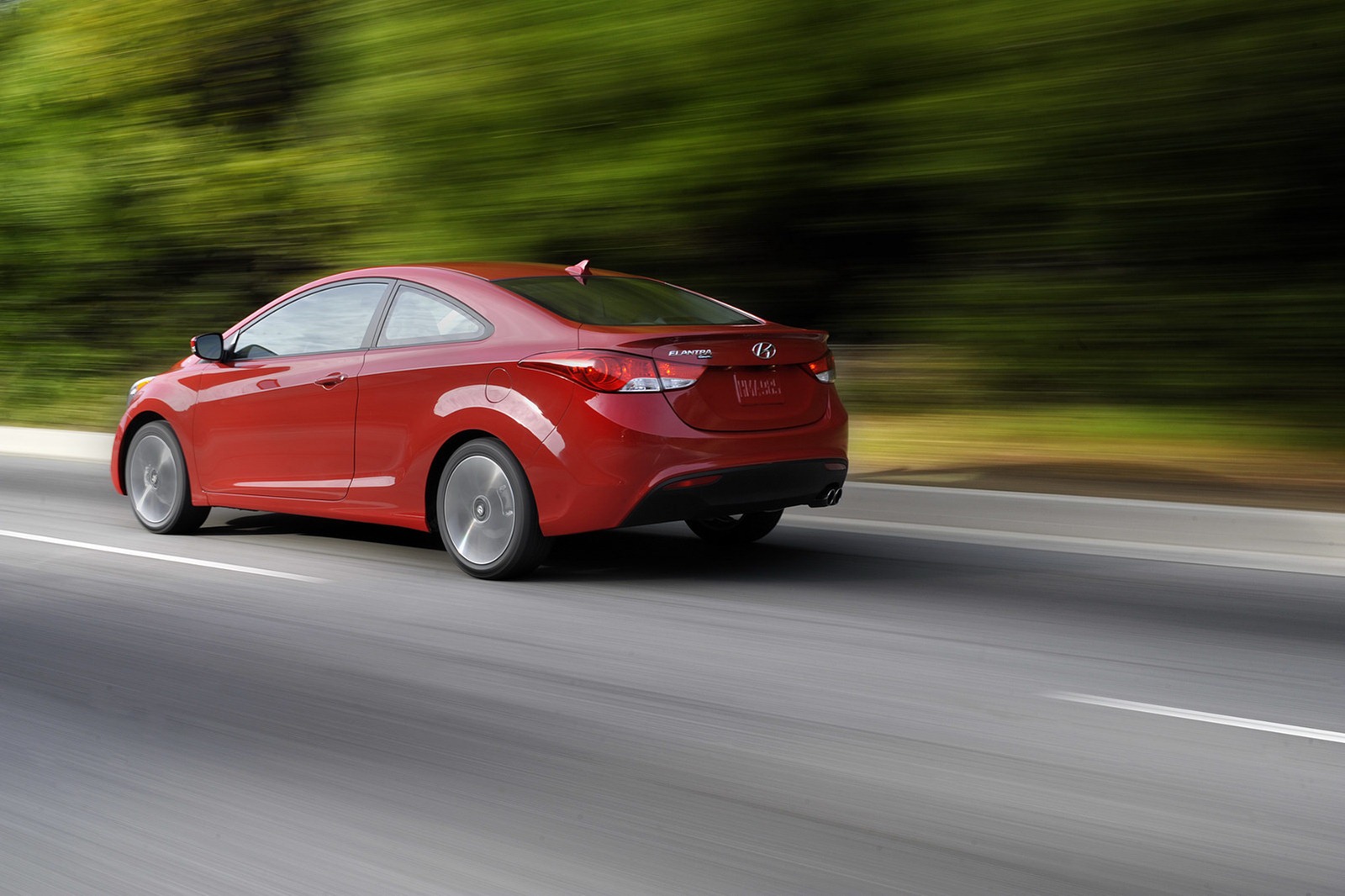 [2013-Hyundai-Elantra-Coupe-12%255B2%255D.jpg]