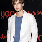 Chace Crawford-25.jpg