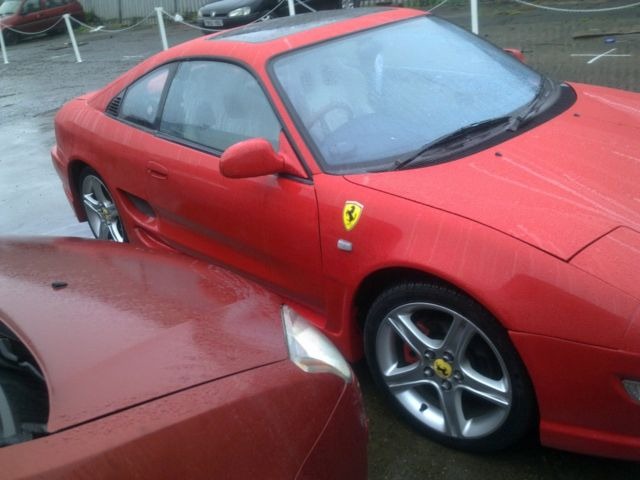 [Ferrari-Replica-2%255B2%255D.jpg]