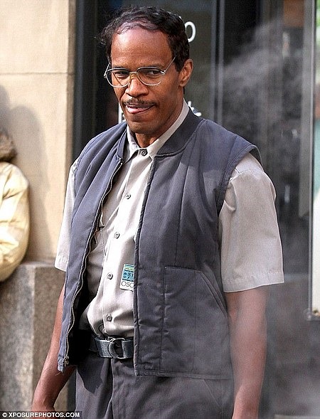 A Closer Look at Jamie Foxx as Max Dillon on The Amazing Spider-Man 2 Set 03