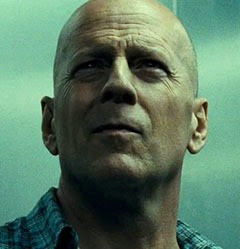 Bruce Willis lesz az új Will Smith, és a robotok is lázadnak