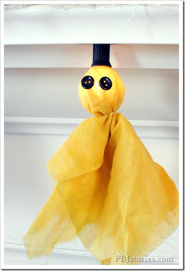PBJstories Halloween Garland Ghost PBJstories Halloween Garland Ghost
