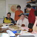 kantkringmiddag febr. 2006 v.l.n.r. Nellie, Mia, Mariet, Leida, an, MariaNaamloos-1.jpg