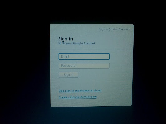 Simple sign in screen, much better looking than the first versions. IMG_20110629_173931.jpg