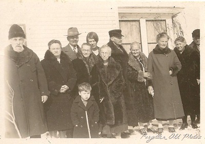 Group in the snow Buggy Wheel antiques