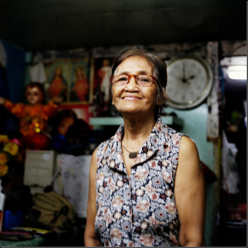 Portrait of an elder citizen of a local neighborhood called Daangtubo, a small community residing on a strip of land owned by the government. After more than sixty years of settling infomally, residents are now threatened with eviction after the government plans to reclaim the area.