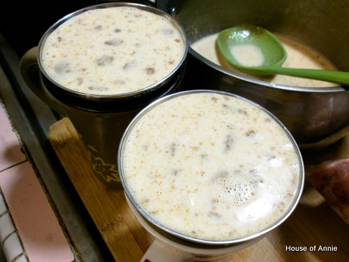 [Kulfi%2520ready%2520to%2520freeze%255B2%255D.jpg]