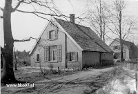 Een woning en de Stoomzagerij / Houthandel vanaf de Hammerweg gezien
#
Bron: ontvangen van Historische Kring Ommen