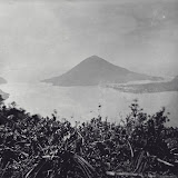 View of Bandaneira and Gunung Api (unknown photographer, 1870-1892) Courtesy TropenMuseum Archives