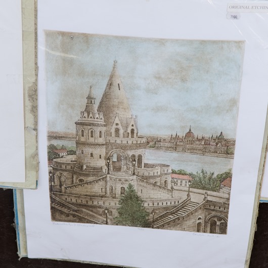 [Budapest-1059.jpg]