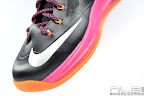 The Showcase: Nike LeBron X Miami Floridians Throwback lebron10 floridians 27 web white The Showcase: Nike LeBron X Miami Floridians Throwback