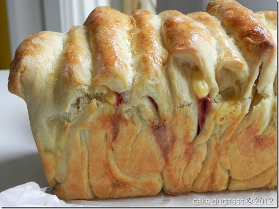 cheesy-pull-apart-bread-1 cheesy-pull-apart-bread-1