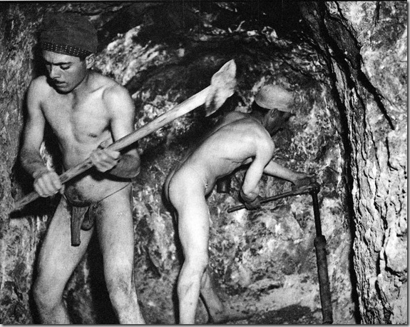 Italia, 1947, Solfatara in Sicilia (foto F.Patellani)