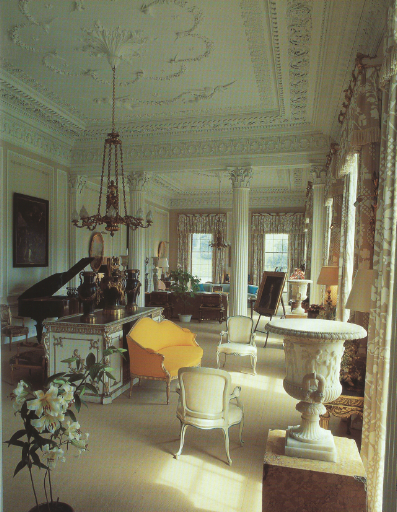 This great room was decorated by Hicks in the mid-1970s. I enjoy the romantic, old-world feel of it. This great room was decorated by Hicks in the mid-1970s. I enjoy the romantic, old-world feel of it.