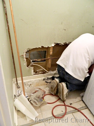 [Laundry%2520powder%2520room%2520makeover1%2520015a%255B9%255D.jpg]