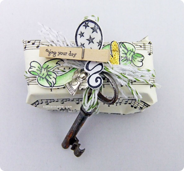GiftWrapping9