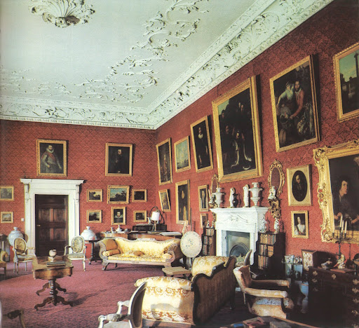 What an impressive collection of family portraits in the Newbridge estate as well as elaborate Rococo plasterwork. What an impressive collection of family portraits in the Newbridge estate as well as elaborate Rococo plasterwork.