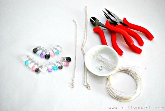 PaintedGlassNecklace15