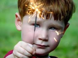 [child%2520with%2520sparkler%255B2%255D.jpg]
