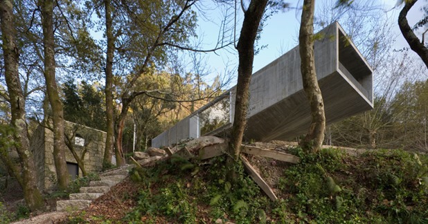 house in geres by graca correia and roberto ragazzi 2